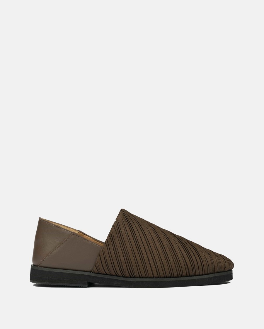 Footwear * | Pleats Please Issey Miyake Pleats Slip-On Loafer In Brown